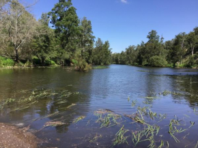 Southern Highlands Riverside Homestead